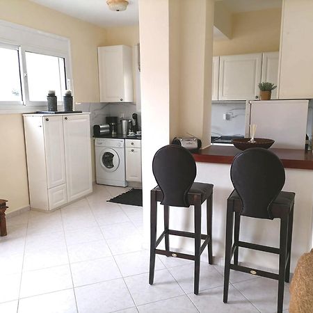 Tini'S Apartment Nea Iraklitsa Εξωτερικό φωτογραφία