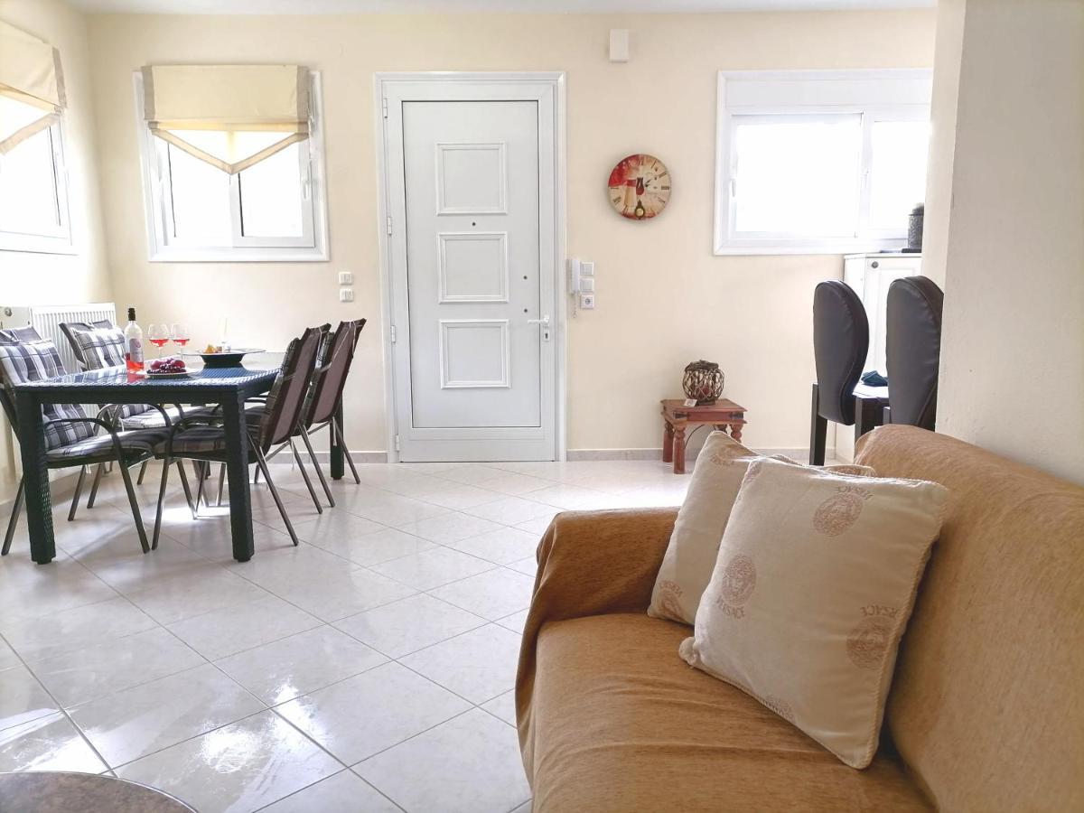 Tini'S Apartment Nea Iraklitsa Εξωτερικό φωτογραφία
