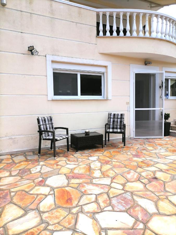 Tini'S Apartment Nea Iraklitsa Εξωτερικό φωτογραφία